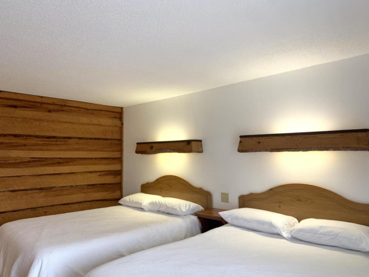 Bridge Inn Tomhawk - 2Nd Floor, 1 King Size Bed, Balcony, River View Tomahawk Kültér fotó